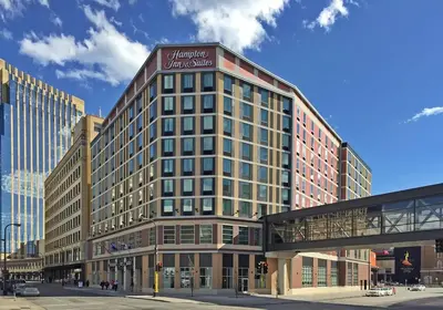 Hampton Inn & Suites Minneapolis/Downtown